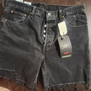 Levi's 501 mid thigh shorts